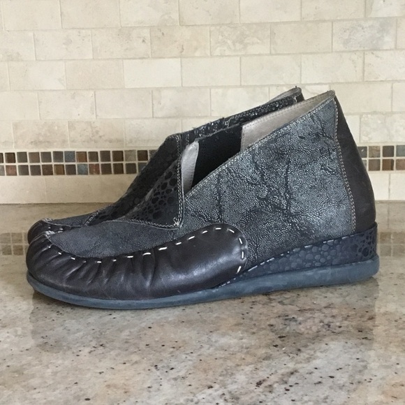 Jan Jansen Leather Wedge Booties - Picture 3 of 16
